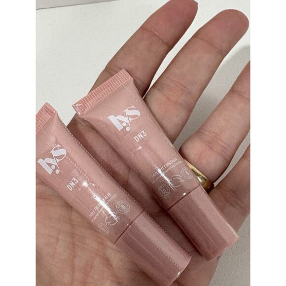 LYS Beauty Lot Of 2 Triple Fix Brightening Concealer DN3 Mini /Travel SEALED - Picture 3 of 3
